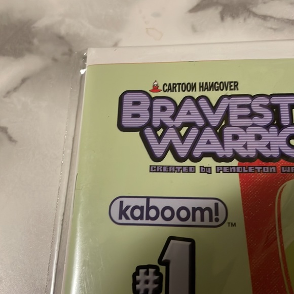 Bravest Warriors - Cat Bug 2014 Annual #1 - Picture 2 of 3